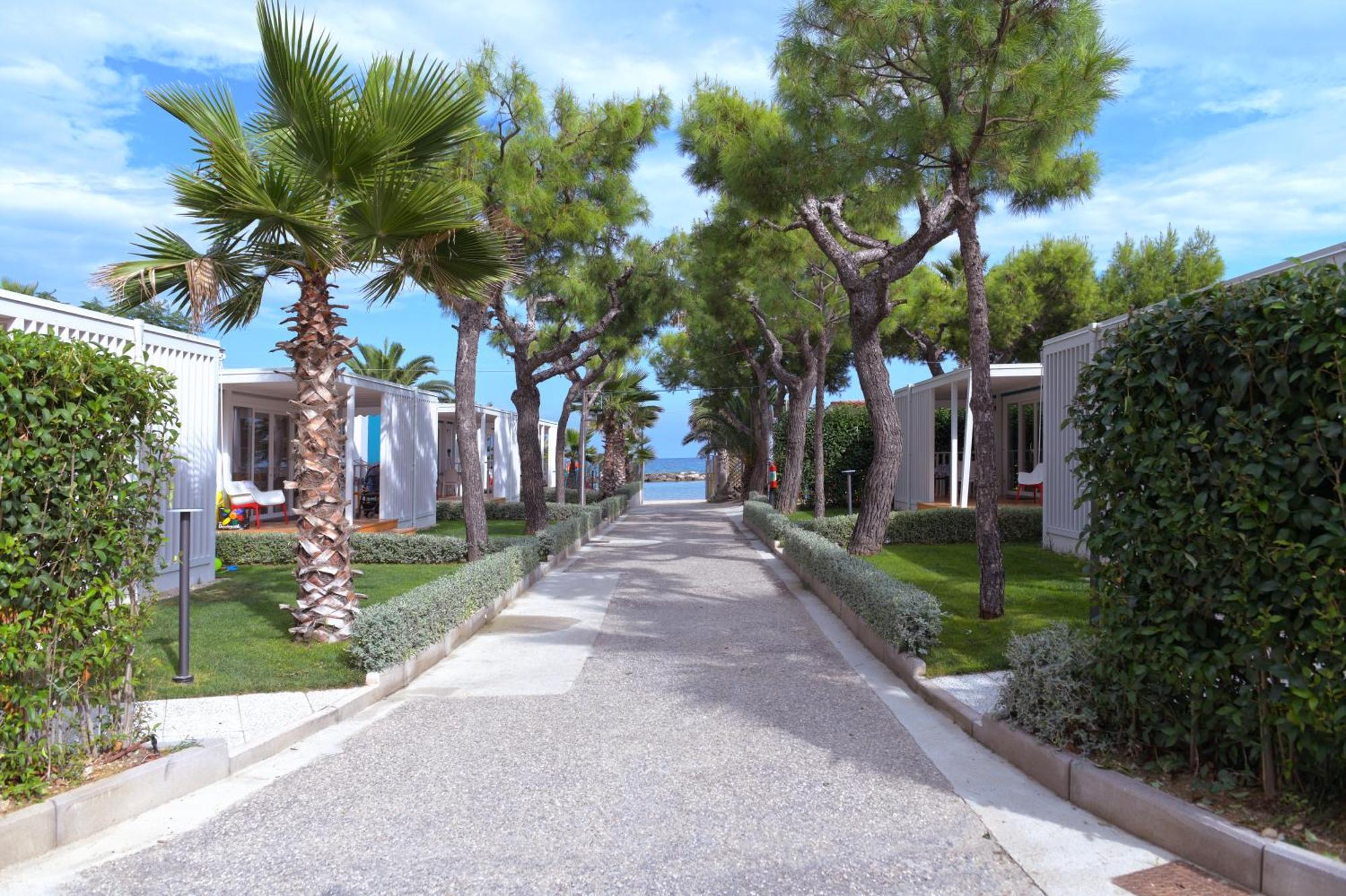 Camping Villaggio Calypso Cupra Marittima Exterior photo